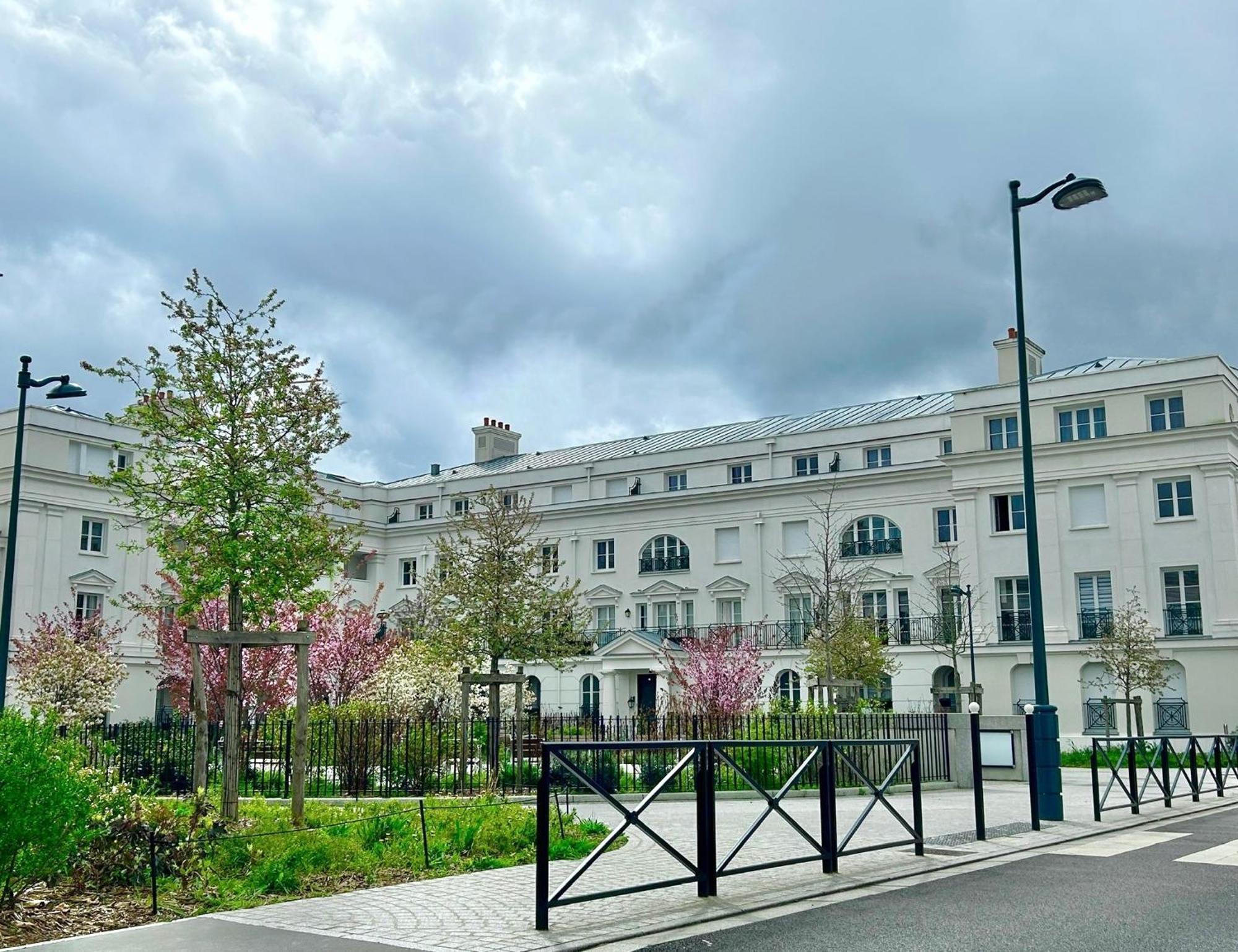 Le Regence, Terrasse, Serris Disney المظهر الخارجي الصورة